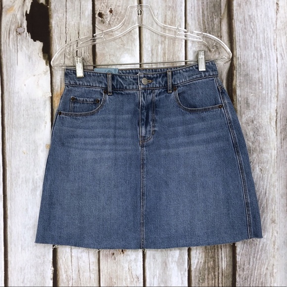 Old Navy Dresses & Skirts - Old Navy Distressed Hem Denim Mini Skirt